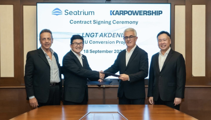 Karpowership and Seatrium mark the award of LNGT Akdeniz, the partnership's ninth FSRU conversion project. From left to right – Mr. Osman Murat Karadeniz, Chairman, Karpowership, Mr. Alvin Gan, Executive Vice President, Repairs & Upgrades, Seatrium, Mr. Gokhan Kocak, Chief Technical Operations Officer, Karpowership and Mr. Chris Ong, Chief Executive Officer, Seatrium. Photo Credit: Seatrium